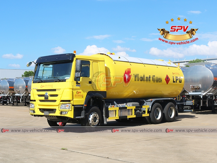 LPG Dispensing Truck Sinotruk (25,000 Litres) - Left Front Side View